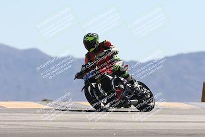 media/Oct-13-2025-Moto Forza (Mon) [[a66d839500]]/3-B Group/Session 4 (Turn 9)/